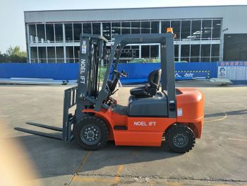 Склад 3 Tonnen Diesel Gabelstapler Diesel Motokar 3 Ton